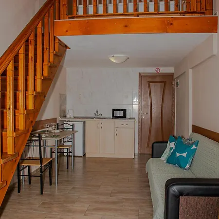 Veselina Loft * Hisarya